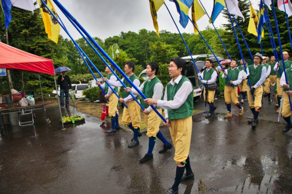 Japaner firar midsommar i Sweden Hills